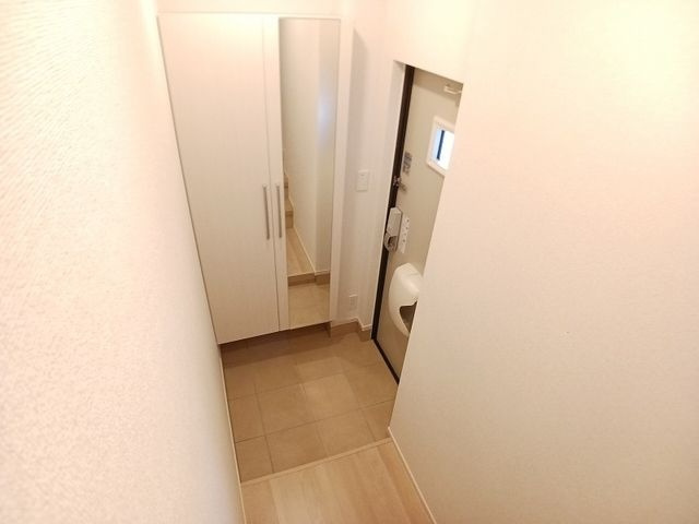 ヴェルデメゾンの玄関