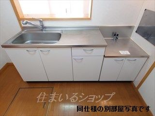 ブリーゼ・Ｆのキッチン
