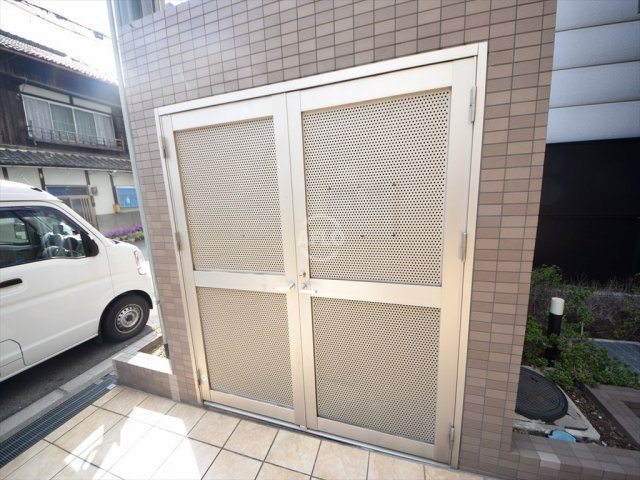 サムティ天王寺EASTのその他共用部分|サムティ天王寺EAST　ゴミ置き場
