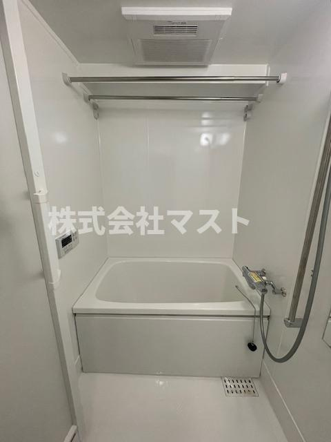 テン・フォーティの浴室