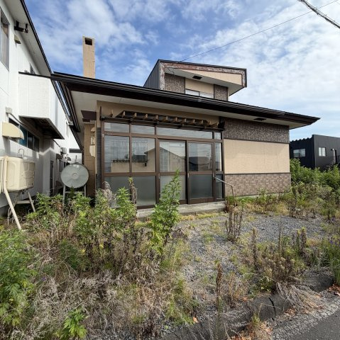 伊達市長和町399-5戸建