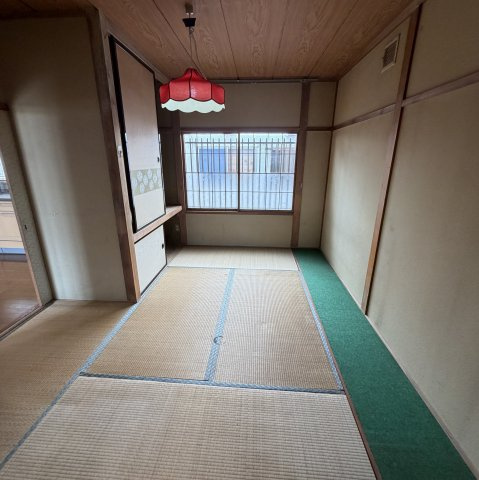 伊達市長和町399-5戸建の和室