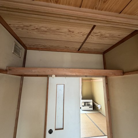 伊達市長和町399-5戸建の内装