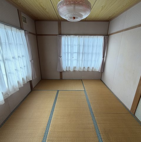 伊達市長和町399-5戸建の和室