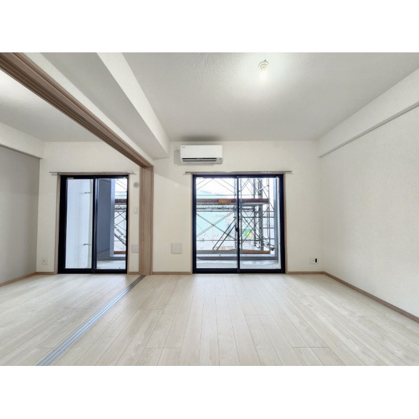 福岡市東区多の津５丁目の賃貸マンションのバルコニー