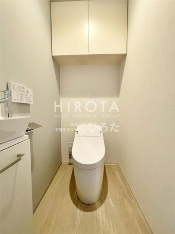 リビオシティ小倉中井ウエストコート　806のトイレ
