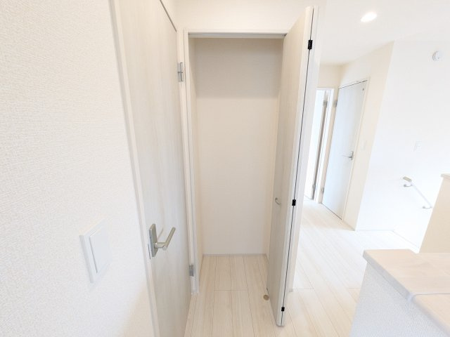 牛久市さくら台　1丁目　5期　新築戸建ての洋室