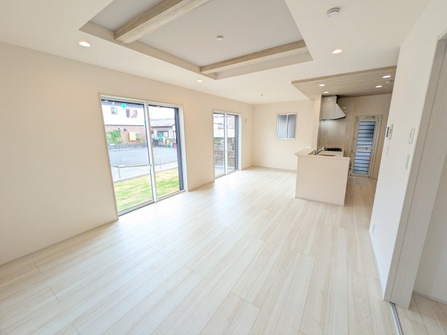 牛久市さくら台　1丁目　5期　新築戸建ての居間・リビング