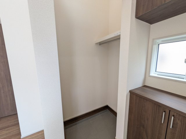 牛久市牛久町　3期　新築戸建ての玄関