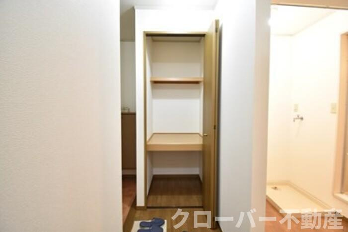 やすらぎの家 C棟の収納|廊下物入