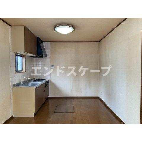 高崎市岩鼻町戸建ての居間・リビング|高崎、前橋のお部屋探しはエンドスケープまで！お客様の理想お聞かせ下さい♪