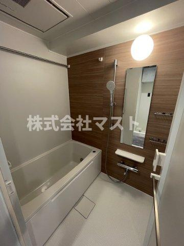 テン・フォーティの浴室
