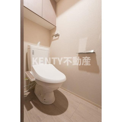 【トイレ】 | コンフォリア・リヴ品川戸越 | コンパクトで使いやすいトイレです