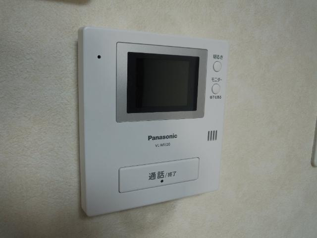 シャトーメゾンのセキュリティ|カメラ付インターホン（イメージ）