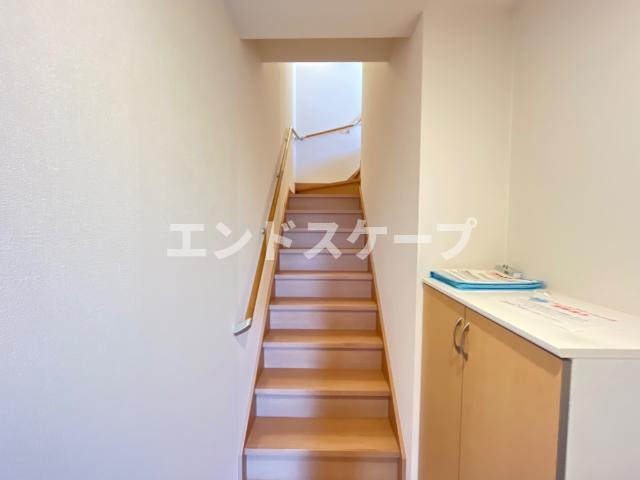 ラムールの内装|廊下
高崎、前橋のお部屋探しはエンドスケープまで！お客様の理想お聞かせ下さい♪