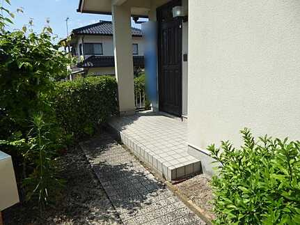 安佐北区口田南９丁目の玄関