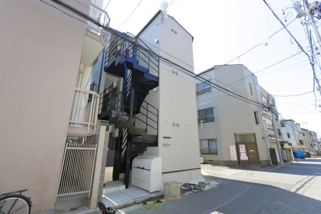 ステラ西小岩の外観