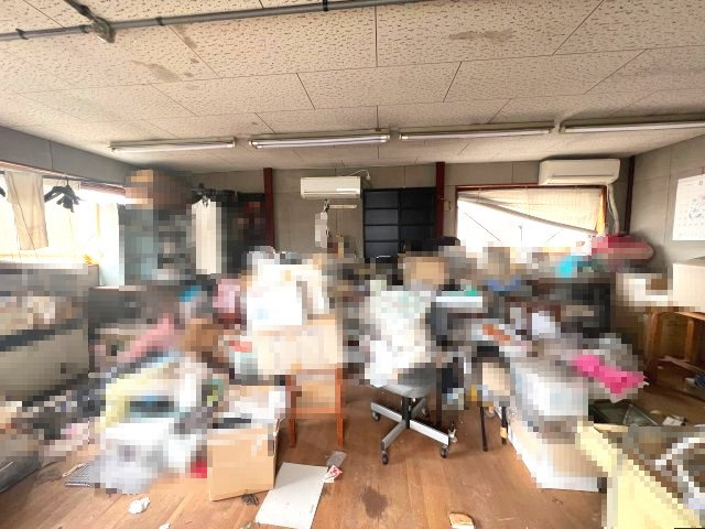 みやま市瀬高町　土地3筆、建物2棟　中古戸建の居間・リビング