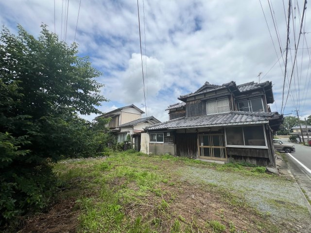 みやま市瀬高町　土地3筆、建物2棟　中古戸建