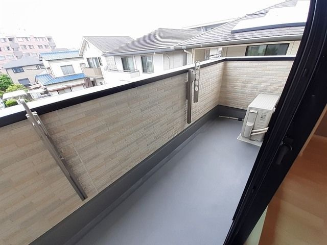 Ｈｉｌｌ　Ｓｉｄｅのバルコニー