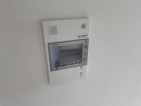 エスプレイス上前津レガシーのセキュリティ|カメラ付インターホン（イメージ）
