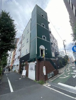ステュディオ サムスィングの外観