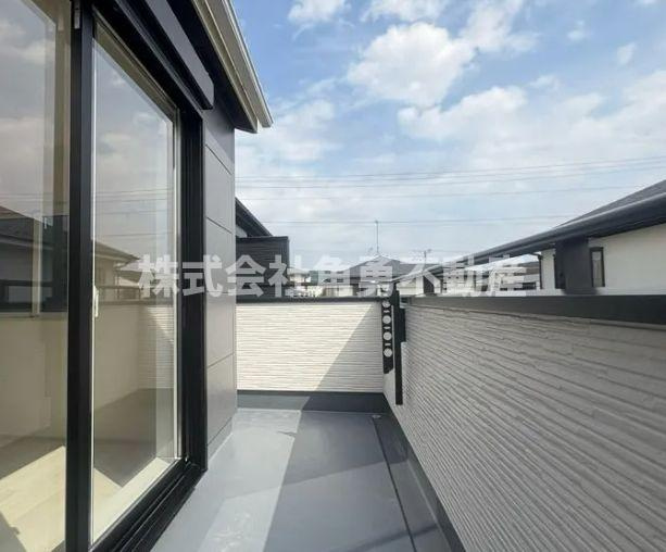 平塚市四之宮1丁目　新築一戸建て　4号棟の内観：施工例|《施工例》バルコニー