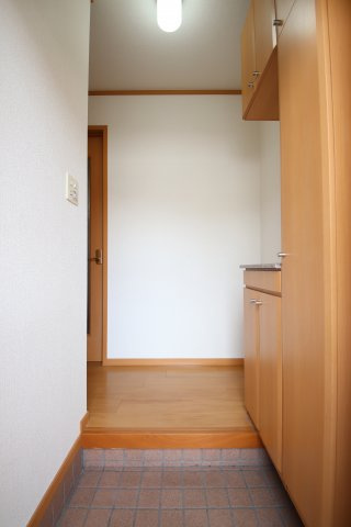 【玄関】 | クリバーコート