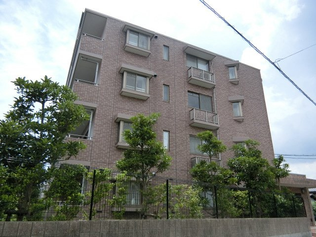 カーサビアンカ茨木の外観