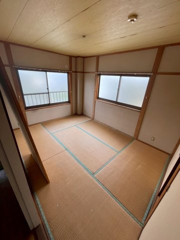 ハイネス平松の和室