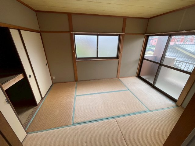 ハイネス平松の和室