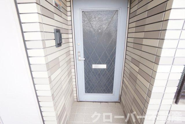 ロフティN1の玄関