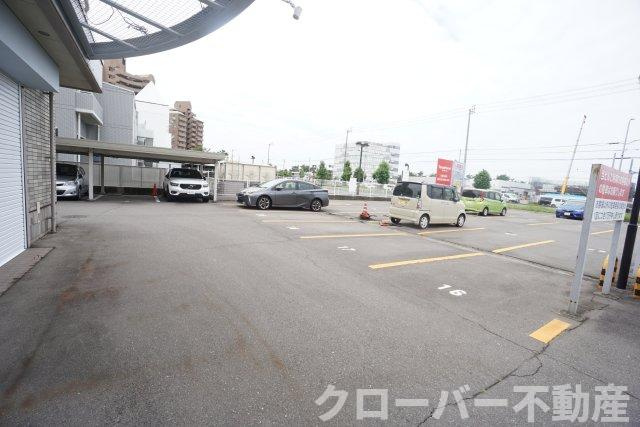 ロフティN1の駐車場
