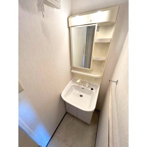 クリサスレジデンス枇杷島　名古屋市賃貸　仲介手数料無料の洗面所