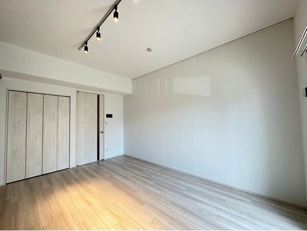 THE BAY FLAT(ザベイフラット)の洋室