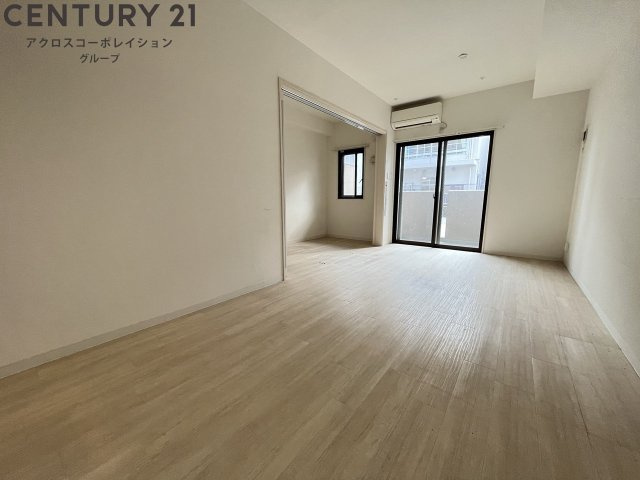 ２面採光の明るいお部屋です。