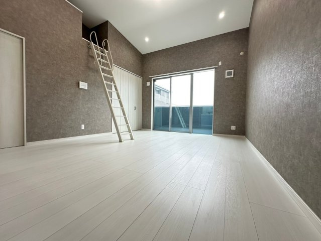 ＲＩＨＩＴＯ一津屋ＧＨの居間・リビング