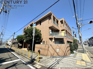 ベルファーム甲子園の外観
