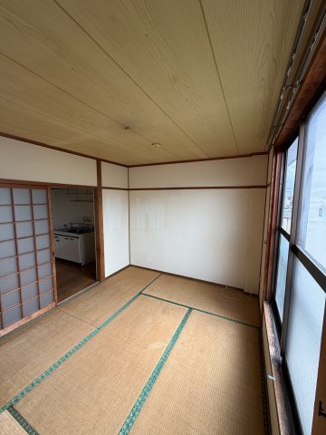 ハイネス平松の和室