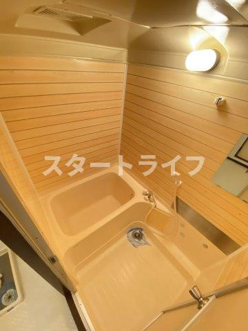 大阪市東淀川区東中島４丁目の賃貸マンションの浴室