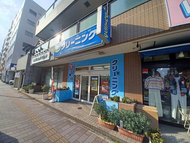 ザ・グラン　キースの周辺|クリーニング店まで142m