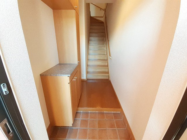 フリーデ　Ａの玄関