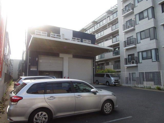 横浜市港北区樽町４丁目の倉庫の間取り