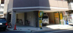 CONFORT NISHIHIROのエントランス
