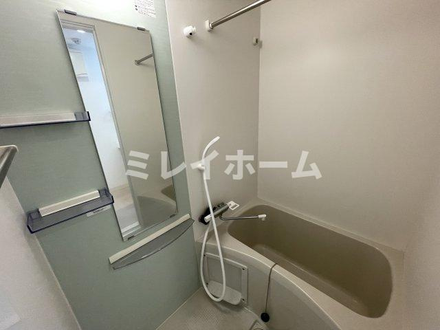 ウイングプレミア蒲田の浴室|同建物内、別のお部屋の参考写真になります。