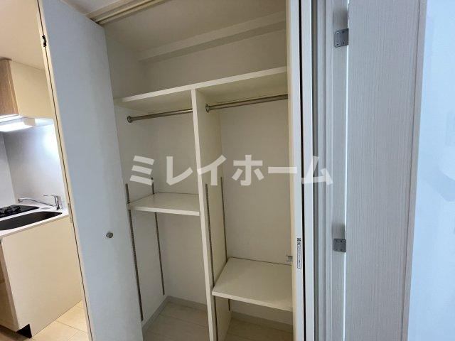 ウイングプレミア蒲田の収納|同建物内、別のお部屋の参考写真になります。