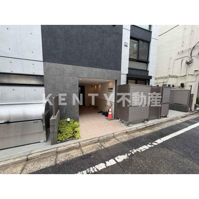【エントランス】 | ＬＵＯＲＥ千鳥町 | エントランスです
