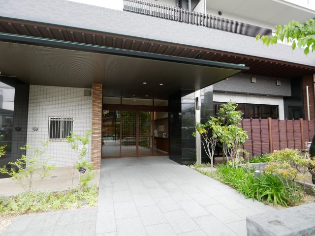 ポレスター中市セントラルシティのエントランス