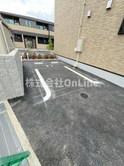 【駐車場】