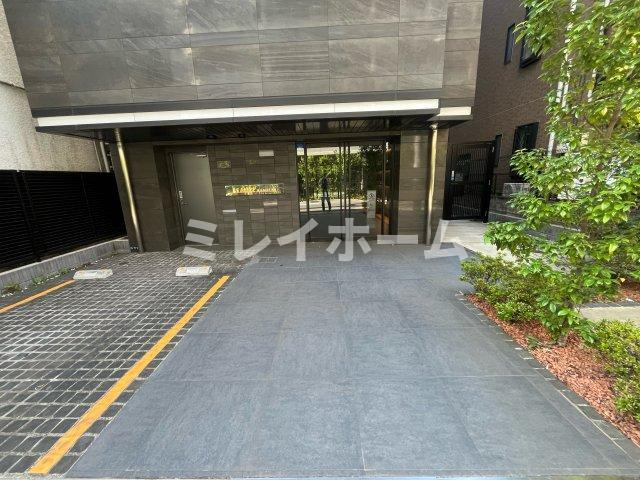 REALIZE蒲田Ⅲのエントランス